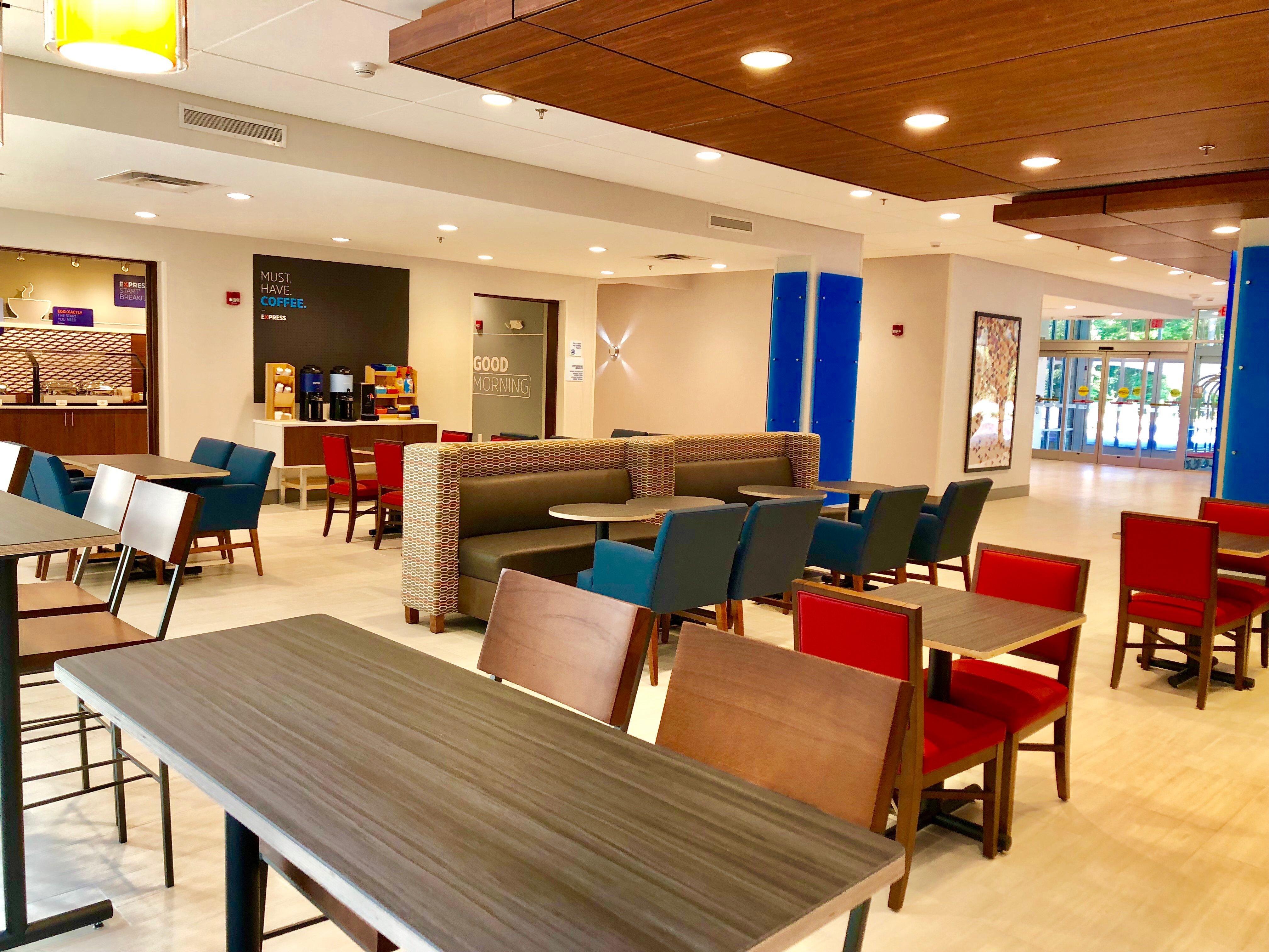 Holiday Inn Express & Suites Raleigh Airport - Brier Creek By Ihg Eksteriør billede