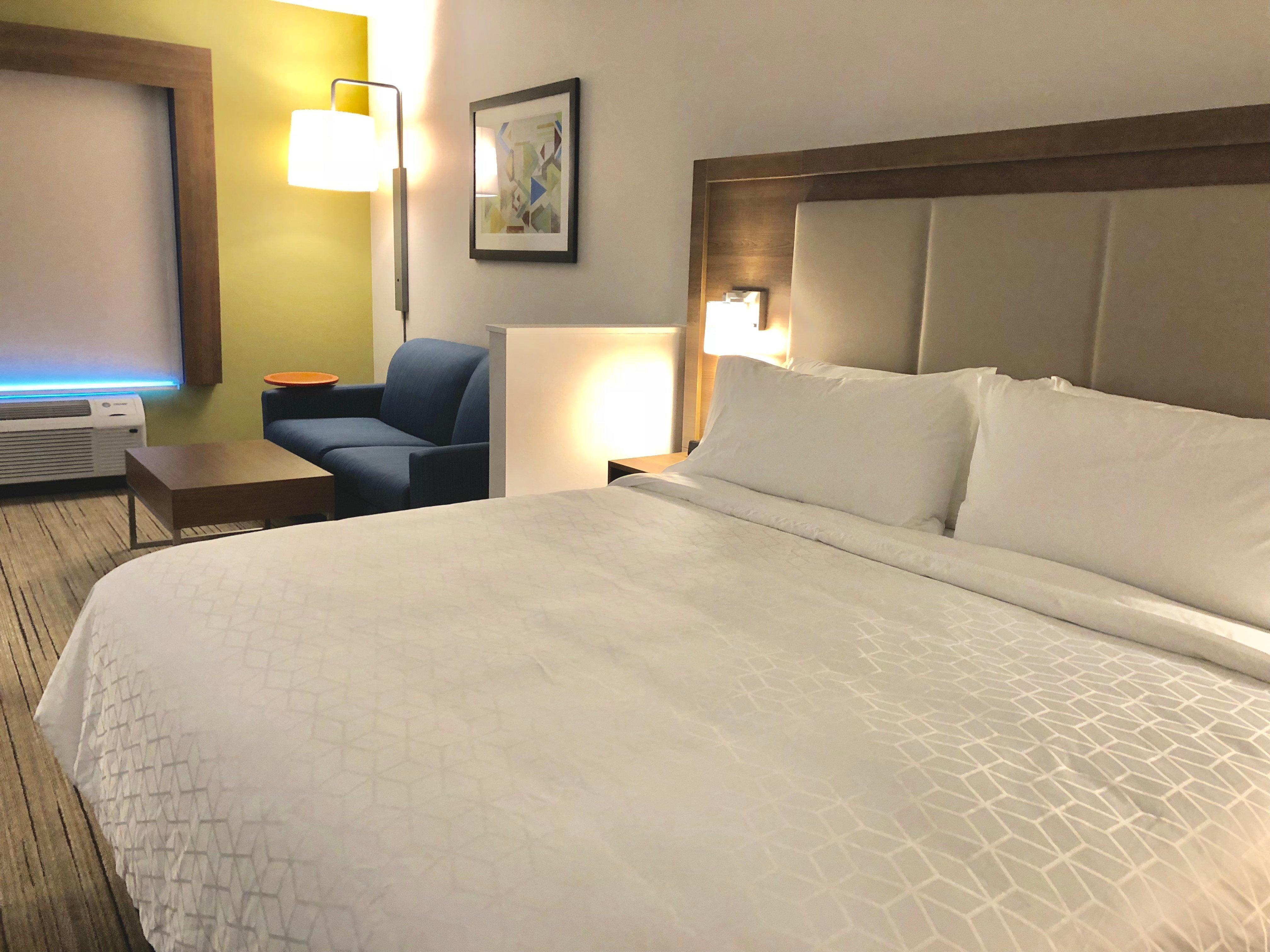 Holiday Inn Express & Suites Raleigh Airport - Brier Creek By Ihg Eksteriør billede