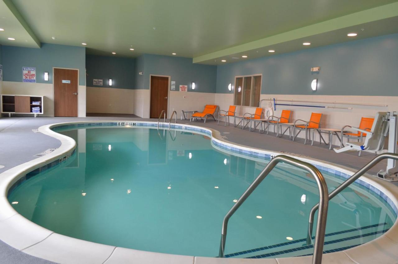 Holiday Inn Express & Suites Raleigh Airport - Brier Creek By Ihg Eksteriør billede